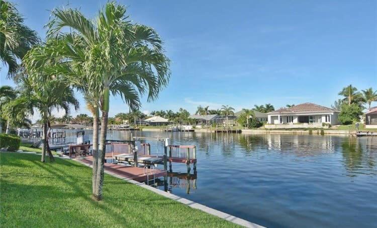 Free Heatedpool On Sailboataccesscanal Boat Lift Vila Cape Coral Exterior foto